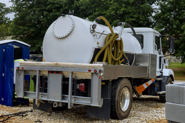 Portable Toilet Options We Offer in Hamilton College, NY